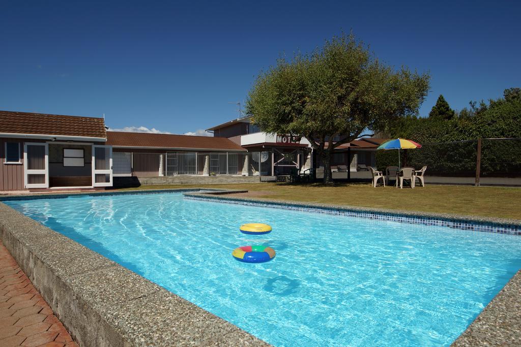 Panorama Motel Levin Exterior photo